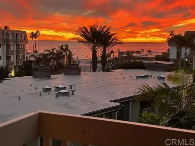 MLS: NDP2211414 Condo For Sale