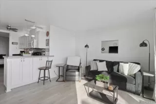 Photo #6: NDP2211506 Listing