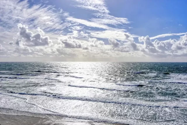 MLS: NDP2211514 Condo For Sale