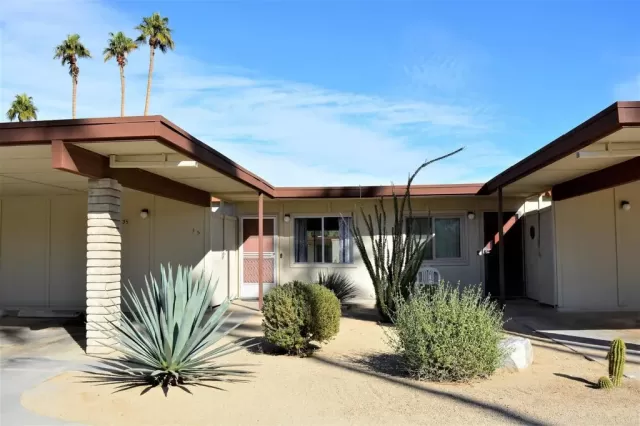 MLS: NDP2211685 Condo For Sale