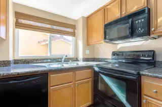 Photo #4: NDP2211797 Listing