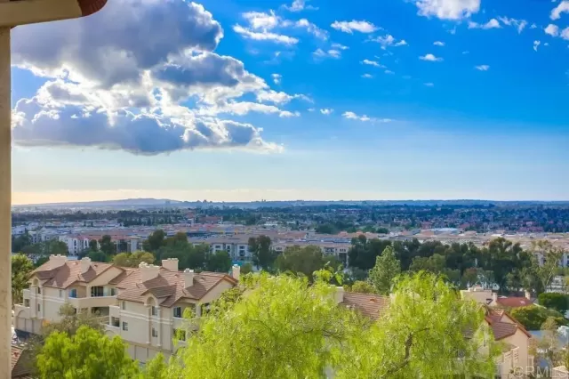 MLS: NDP2211851 Condo For Sale