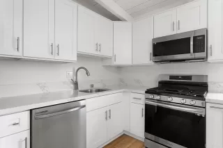 Photo #5: NDP2211864 Listing