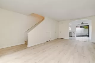 Photo #5: NDP2211866 Listing