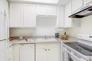 Photo #2: NDP2300179 Listing 