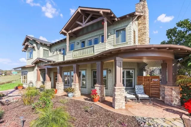 MLS: NDP2300443 Condo For Sale