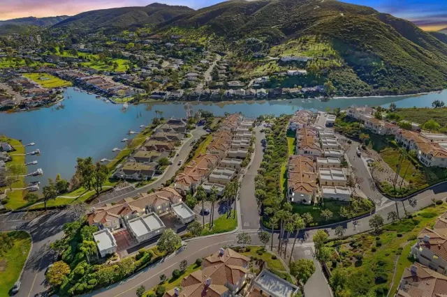 MLS: NDP2300466 Condo For Sale