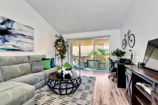 Photo #5: NDP2300467 Listing