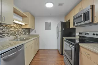 Photo #4: NDP2300558 Listing