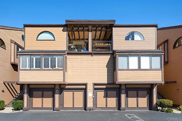 MLS: NDP2300684 Condo For Sale