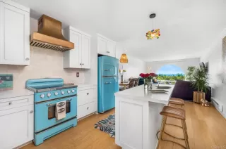 Photo #5: NDP2300813 Listing