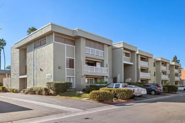 MLS: NDP2300925 Condo For Sale