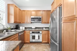 Photo #6: NDP2300999 Listing