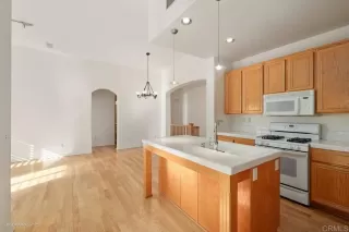 Photo #6: NDP2301024 Listing