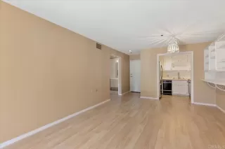 Photo #5: NDP2301053 Listing