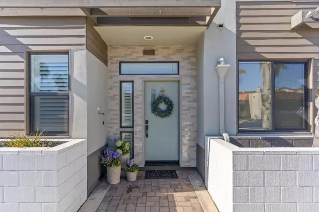 MLS: NDP2301203 Condo For Sale