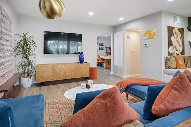 MLS: NDP2301448 Condo For Sale