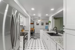 Photo #6: NDP2301506 Listing 