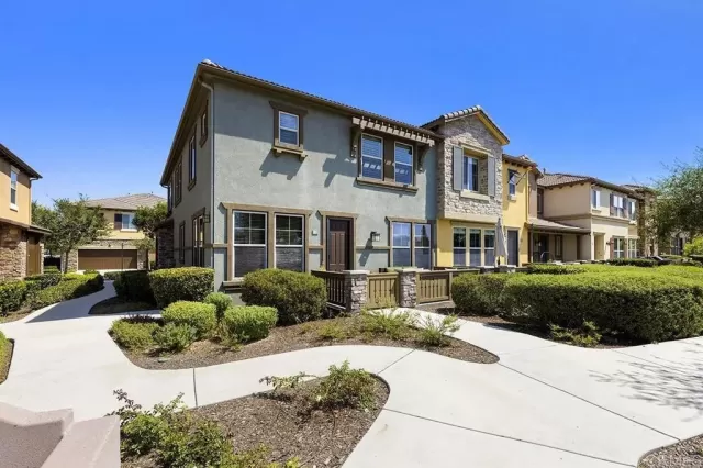 MLS: NDP2301641 Condo For Sale