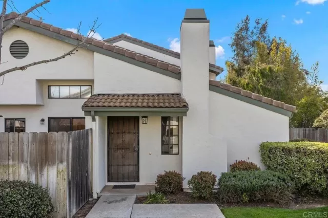 MLS: NDP2301669 Condo For Sale