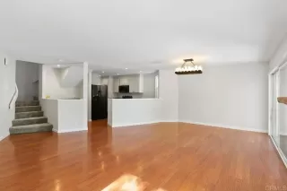 Photo #6: NDP2301746 Listing