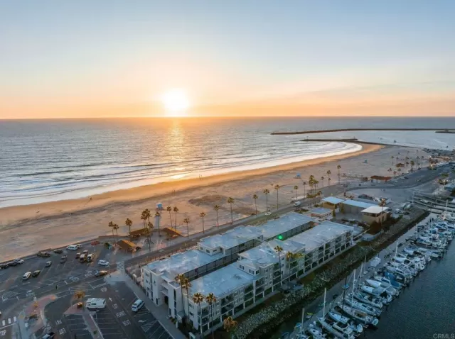 MLS: NDP2301762 Condo For Sale