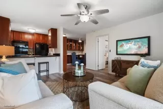 Photo #4: NDP2302021 Listing