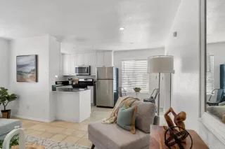 Photo #4: NDP2302045 Listing