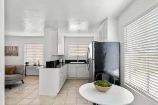 Photo #6: NDP2302045 Listing