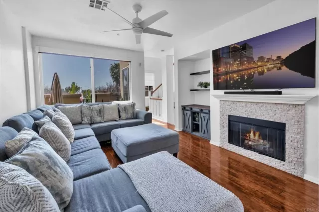 MLS: NDP2302295 Condo For Sale