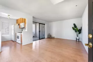 Photo #2: NDP2302396 Listing