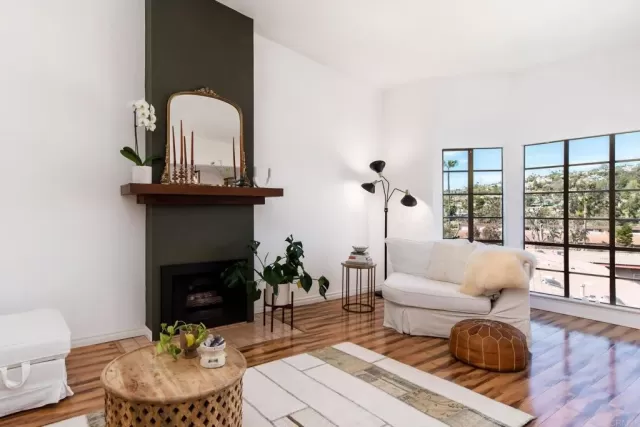 MLS: NDP2302583 Condo For Sale