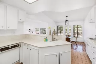 Photo #6: NDP2302583 Listing