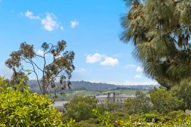 MLS: NDP2302712 Condo For Sale