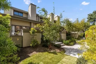 Photo #2: NDP2302896 Listing 