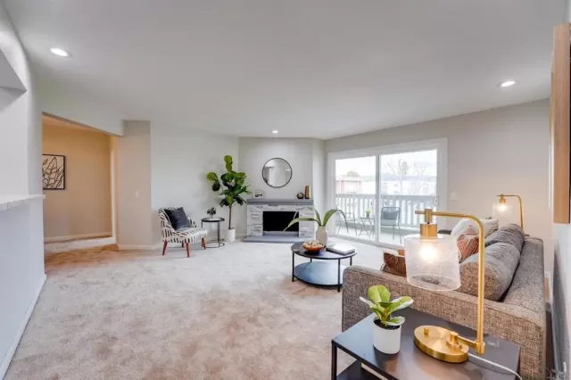 MLS: NDP2303029 Condo For Sale