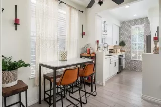 Photo #2: NDP2303054 Listing