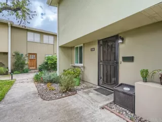 Photo #4: NDP2303058 Listing