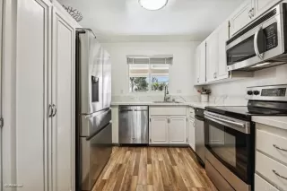 Photo #2: NDP2303274 Listing