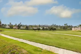 Photo #4: NDP2303288 Listing