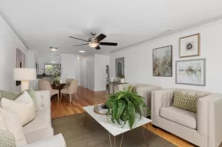 Photo #4: NDP2303306 Listing