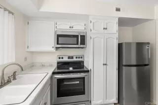 Photo #5: NDP2303355 Listing