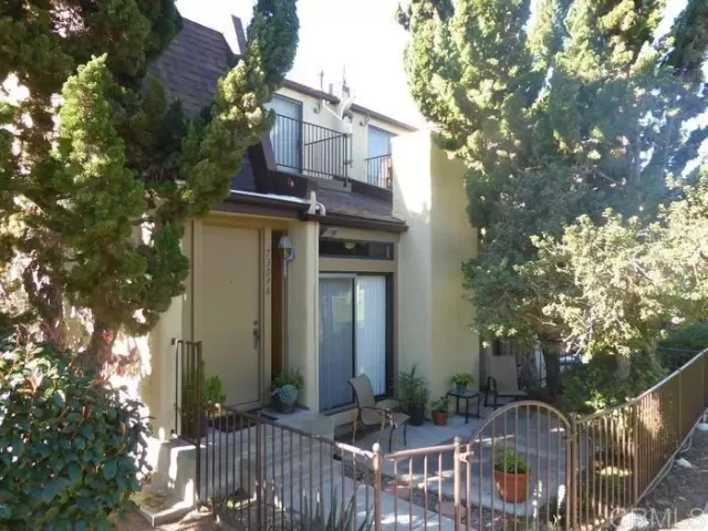 MLS: NDP2303356 Condo For Sale