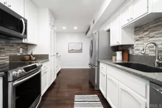 Photo #6: NDP2303382 Listing 