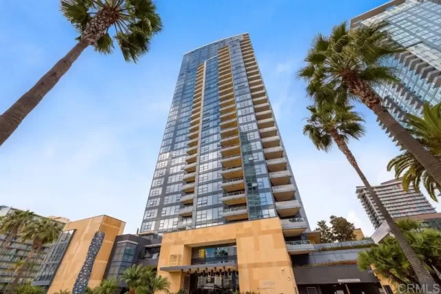 MLS: NDP2303394 Condo For Sale