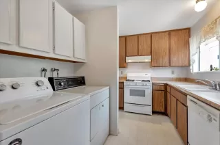 Photo #5: NDP2303432 Listing