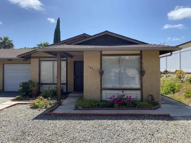 MLS: NDP2303492 Condo For Sale