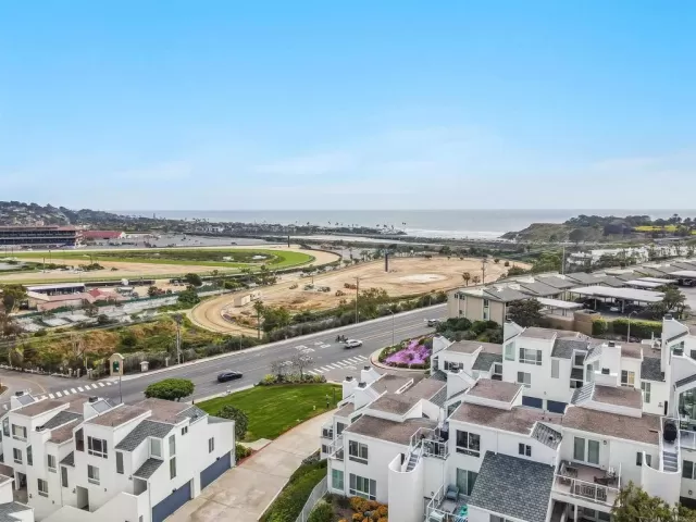 MLS: NDP2303552 Condo For Sale