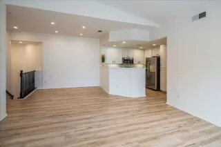 Photo #6: NDP2303594 Listing 