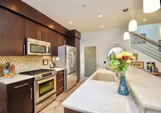 Photo #2: NDP2303686 Listing